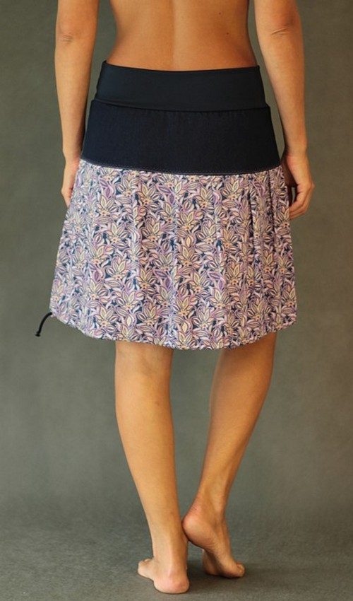 LaJuPe letní sukně viskózová fialovomodrá se sedlem áčková tmavomodrý náplet motiv fialové lístečky aplikace 3 kruhy