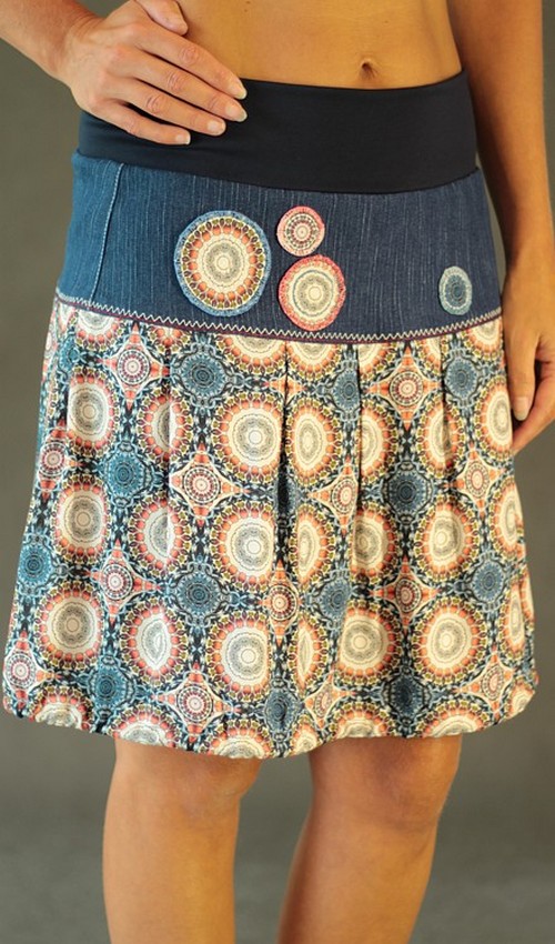 LaJuPe_Sukně_viskózová_oranžovomodrá_se_sedlem_áčková_motiv_kruhy_hvězdy_aplikace_3kruhy_D LaJuPe originální sukně viskózová oranžovomodrá se sedlem áčková tmavomodrý náplet motiv kruhy hvězdy aplikace 3kruhy