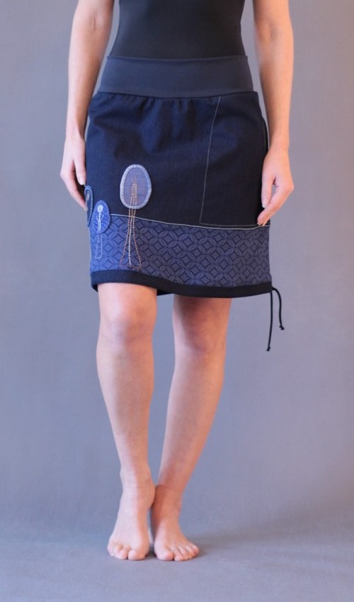 0056_P_zepredu_bavlna_polyester_bez_podšívky_modrá_modrá_áčková_1kapsa_tunýlek_tmavěmodrá_modrá_les_třistromy LaJuPe sukně dámská bavlna_polyester_bez_podšívky_modrá_modrá_áčková_1kapsa_tunýlek_tmavěmodrá_modrá_les_třistromy