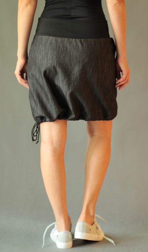 0184_P_zezadu_bavlna_polyester_bez_podšívky_černá_bílá_áčková_1kapsa_tunýlek_černá_černobílá_lebka_brýle LaJuPe punk sukně bavlna_polyester_bez_podšívky_černá_bílá_áčková_1kapsa_tunýlek_černá_černobílá_lebka_brýle