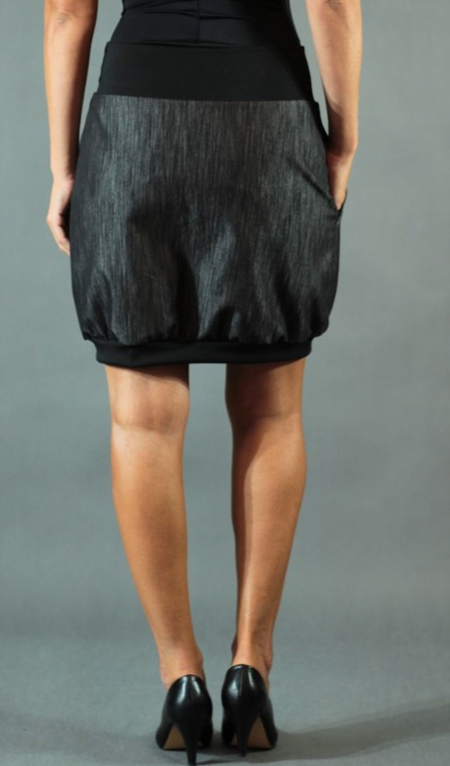 0242_P_zezadu_bavlna_polyester_bez_podšívky_antracit_azurová_áčková_1kapsa_úplet_černá_azurová_les_hranaté stromy LaJuPe moderní sukně bavlna_polyester_bez_podšívky_antracit_azurová_áčková_1kapsa_úplet_černá_azurová_les_hranaté stromy