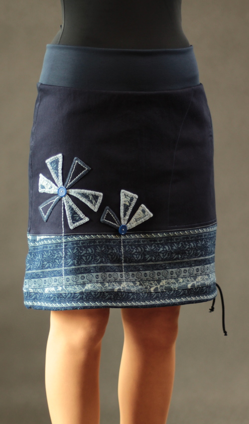 LaJuPe dámské jeans sukně bavlna_polyester_bez_podšívky_modrá_bleděmodrá_se_sedlem_dole_1kapsa_tunýlek_modrá_modrá_mlýn