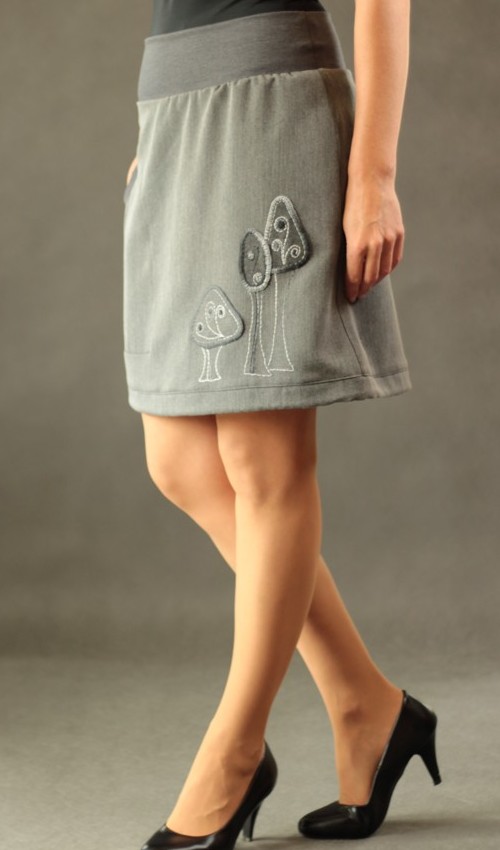 LaJUPe jednobarevná sukně viskóza_polyester_bez_podšívky_šedá_šedá_áčková_1kapsa_tunýlek_šedá_šedá_les LaJUPe jednobarevná sukně viskóza_polyester_bez_podšívky_šedá_šedá_áčková_1kapsa_tunýlek_šedá_šedá_les