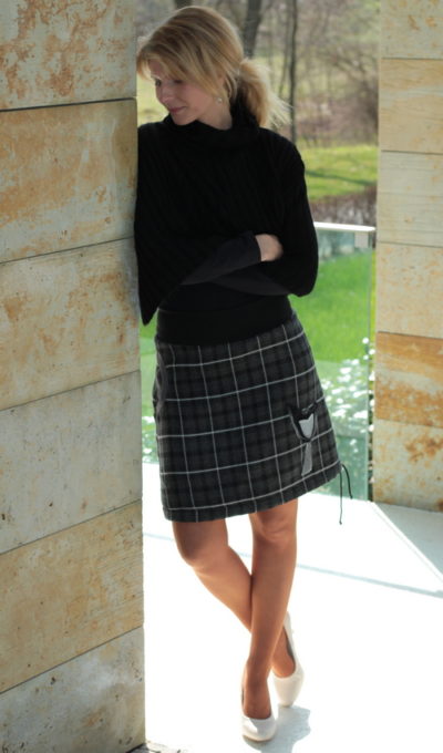 LaJuPe sukně teplá polyester_viskóza_s_podšívkou_antracit_černá_áčková_1kapsa_tunýlek_černá_šedočerná_kalich_kalich