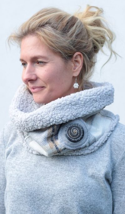 LaJuPe nákrčník dámský polyester___béžová_světlešedá___šedošedá_terč_terčík