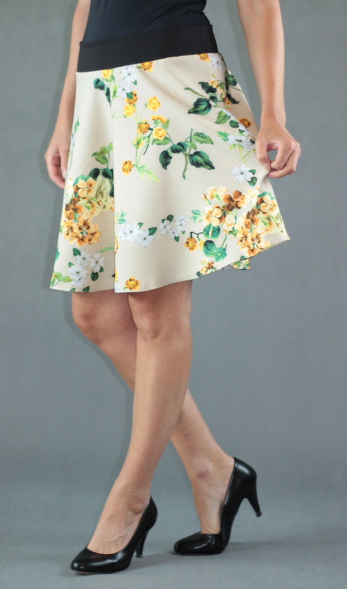 0441_P_šikmo_polyester_elastan_bez_podšívky_béžová_zelená_kolová_bez_kapes_hladké_černá_hnědozelená_potisk_květy