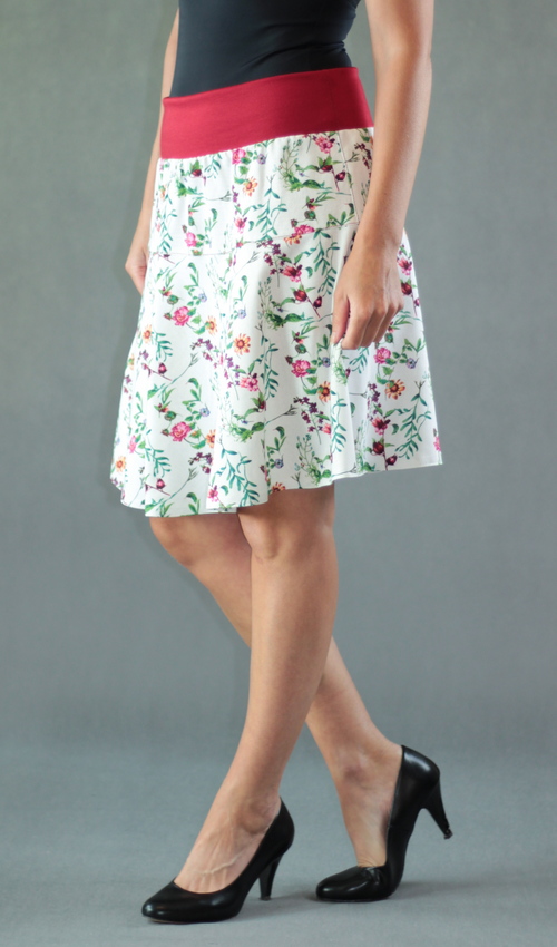 0445_P_šikmo_viskóza_len_bez_podšívky_bílá_červená_se_sedlem_nahoře_bez_kapes_hladké_červená