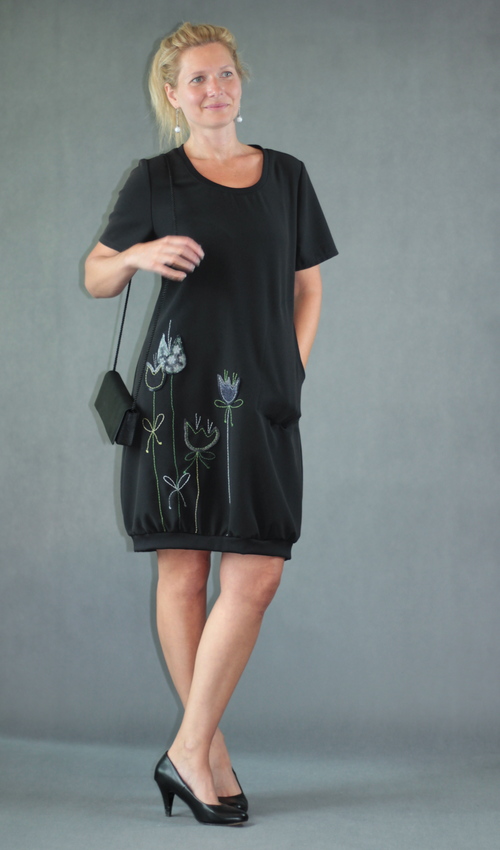 0450_P_šikmo_polyester_viskóza_bez_podšívky_černá_zelená__1kapsa_úplet__zeleno černá_tulipán_louka