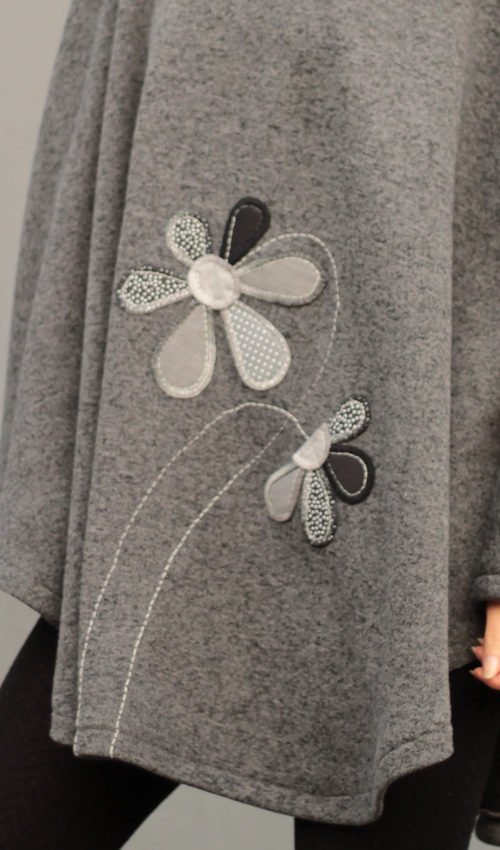 056_P_detail_polyester_polyester_bez_podšívky_modrošedá_šedá_áčkový_bez_kapes_šedomodré_květiny_kytky