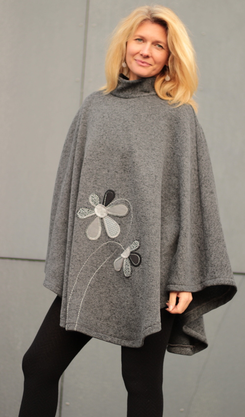 056_P_zepredu_polyester_polyester_bez_podšívky_modrošedá_šedá_áčkový_bez_kapes_šedomodré_květiny_kytky