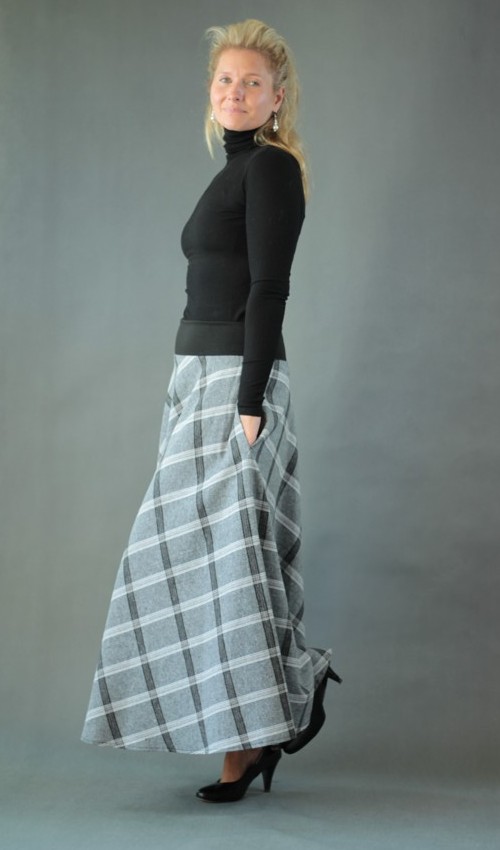 0551_P_šikmo_viskóza_len_bez_podšívky_šedá_černá_kolová_2kapsy_hladké_černá_černobílá_káro_velké3